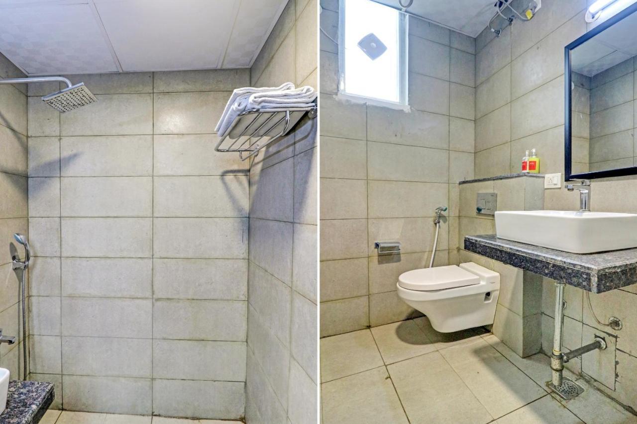 Hotel Townhouse Sector 30 Near Botanic Garden Of Indian Republic à Noida Extérieur photo