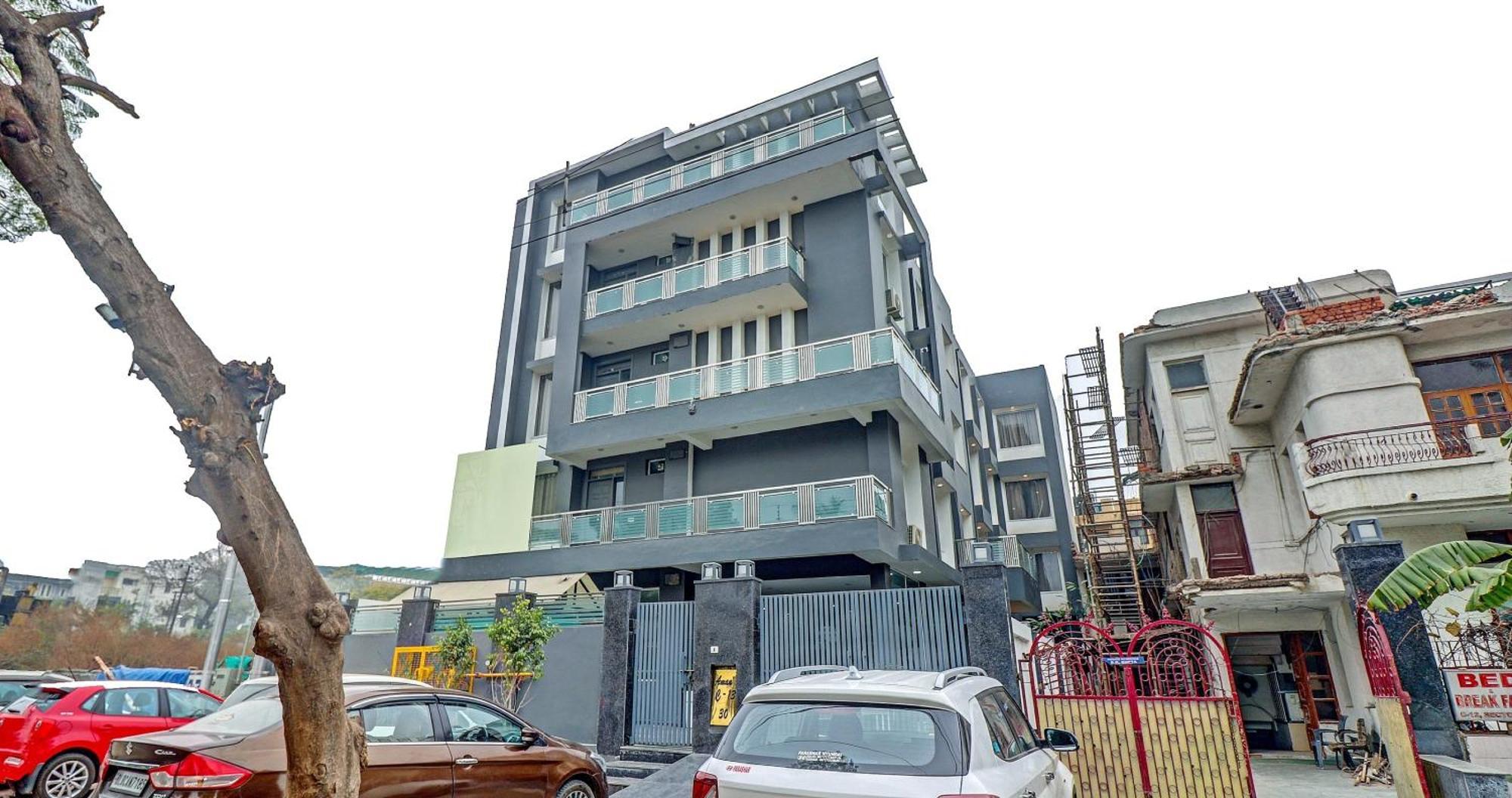 Hotel Townhouse Sector 30 Near Botanic Garden Of Indian Republic à Noida Extérieur photo